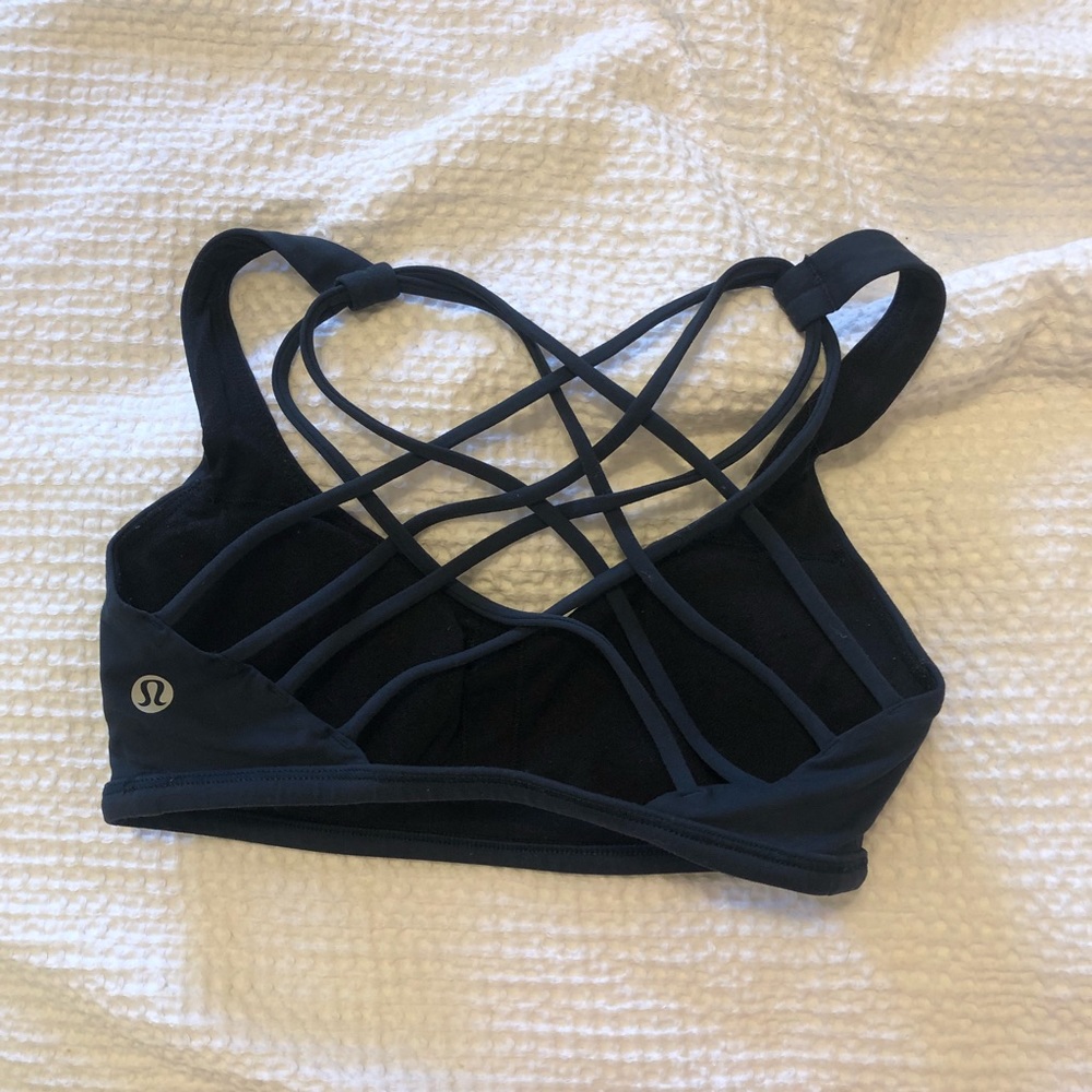 Navy blue lululemon athletica sports bra size 2